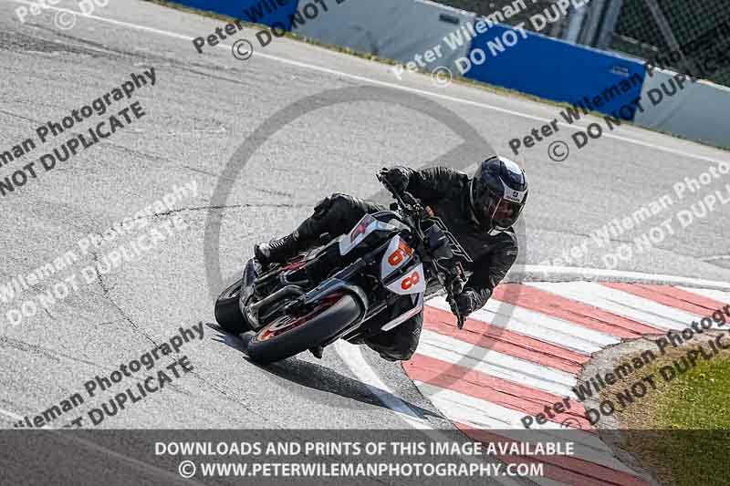 donington no limits trackday;donington park photographs;donington trackday photographs;no limits trackdays;peter wileman photography;trackday digital images;trackday photos